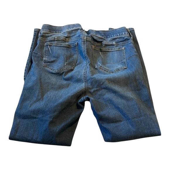 TORRID Bombshell Skinny Jeans Size 16R - Picture 3 of 4